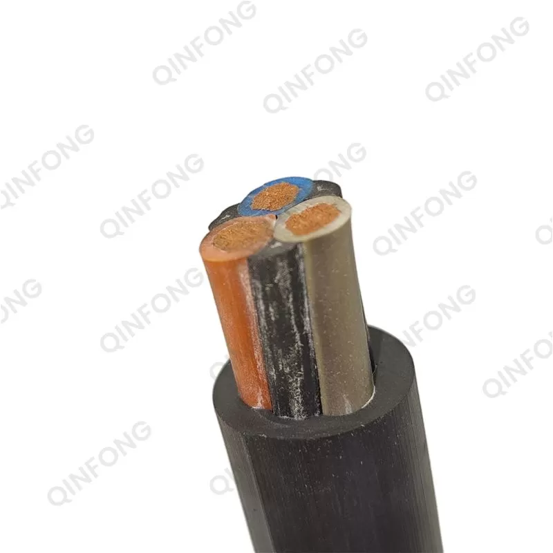 Cable flexible con revestimiento de caucho de uso general